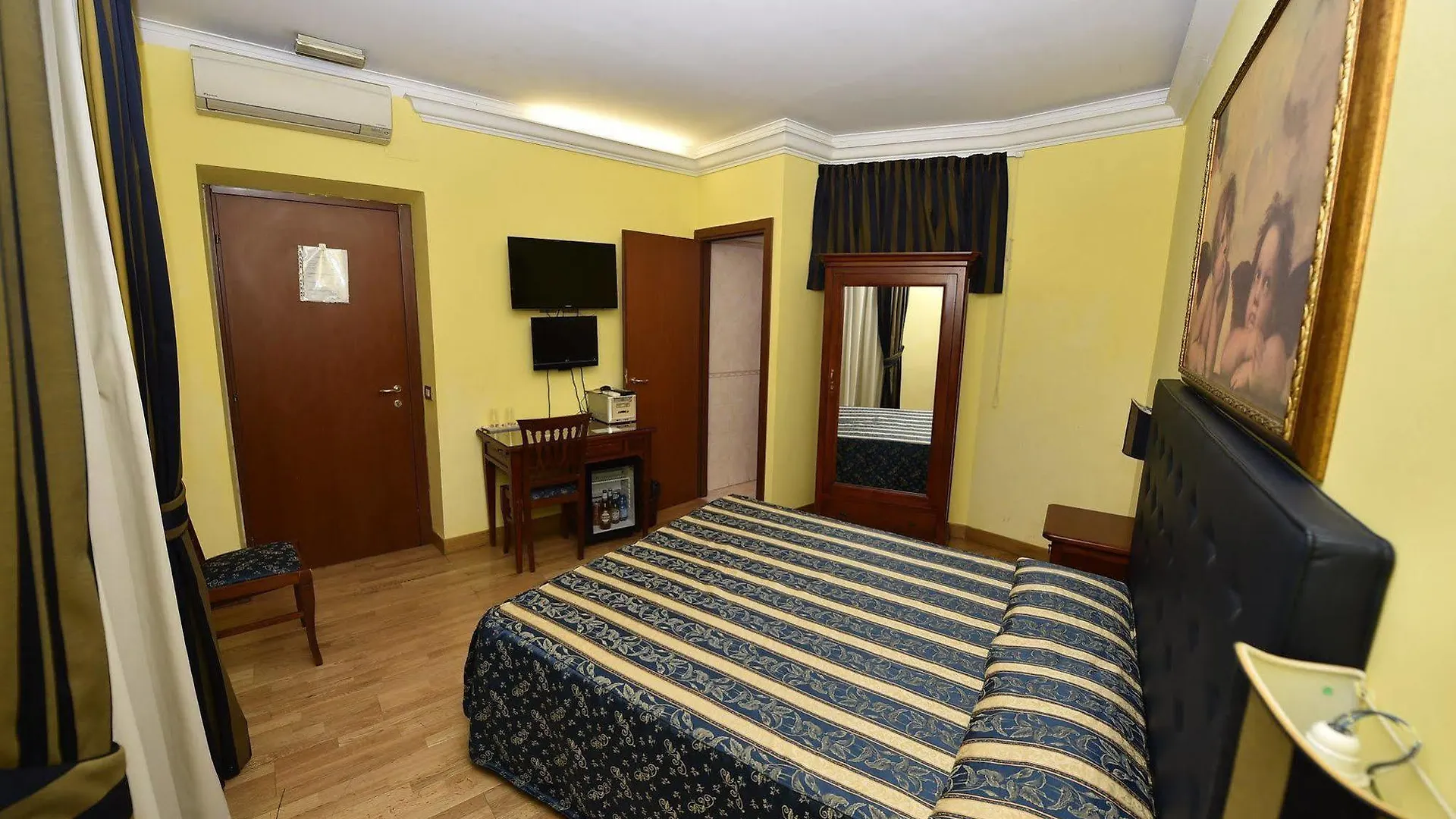 Hotel Augustus Roma